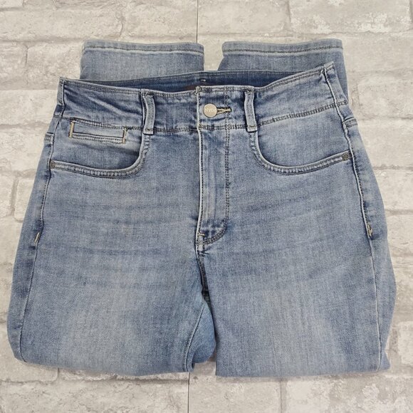 NYDJ 2P‎ LiftxTuck Ami Skinny Capris Denim Light Blue - Picture 10 of 10